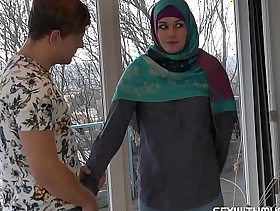 A immersed Muslim bitch