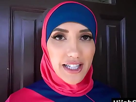 Muslim wife fucks landlord anent pay the rent