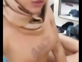 Muslim Indonesian Shemale get fucked by lucky guy