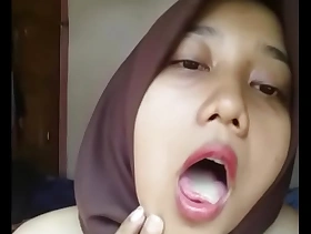 Indonesian Malay Horny 02