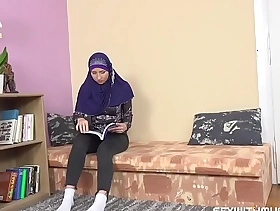 Sexy muslim teacher gives special lesson