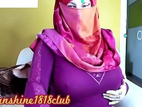 Qatar Persian Arabic Muslim girl with big Bristols near Hijab on cam live recorded feign November 29th