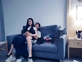 Chinese escort tolerant secretly filmed live broadcast - a long skirt and long legs young woman, slim figure wearing sexy sexy outfit and black stockings