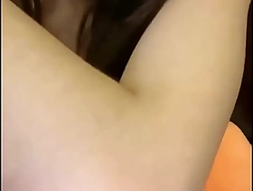 【一对美乳身材超棒小姐姐】 今日首秀操逼 ，多毛骚逼掰开看看 ，扶着JB插入